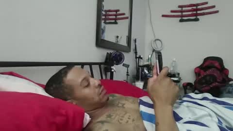 Snapshot of dickemdownmal chatting on 11/19/25, 02:44 dickemdownmal online show from 11/19/25, 02:44