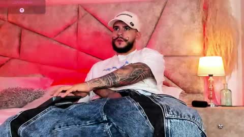 Snapshot of dickgriffith chatting on 11/09/25, 10:41 Dick Griffith online show from 11/09/25, 10:41