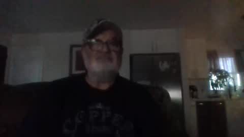 Snapshot of dickjr26 chatting on 12/25/24, 09:43 dickjr26 online show from 12/25/24, 09:43