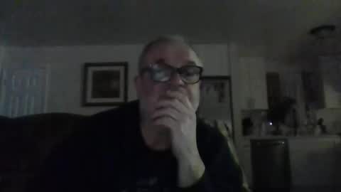 Snapshot of dickjr26 chatting on 01/15/25, 02:38 dickjr26 online show from 01/15/25, 02:38