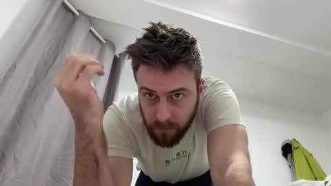 Im Julian  all cum shot videos here    online show from 01/10/25, 09:10