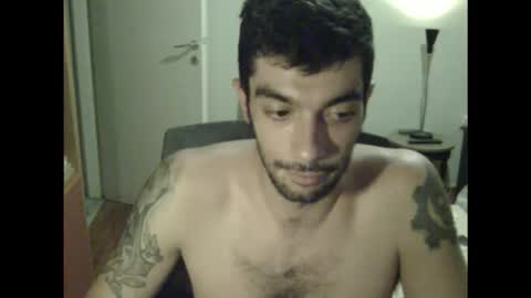 Snapshot of dickus_biggus chatting on 09/16/25, 12:33 dickus_biggus online show from 09/16/25, 12:33