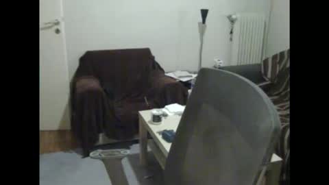Snapshot of dickus_biggus chatting on 03/15/26, 06:19 dickus_biggus online show from 03/15/26, 06:19