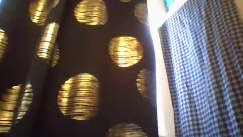 Snapshot of dickxxxd chatting on 11/01/25, 09:44 dickxxxd online show from 11/01/25, 09:44