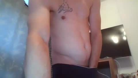 Snapshot of dickxxxd chatting on 11/10/25, 08:46 dickxxxd online show from 11/10/25, 08:46