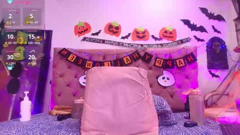 Diane online show from 10/31/25, 07:26