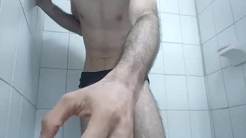 Snapshot of diego_1999mai chatting on 06/04/26, 03:45 El polla online show from 06/04/26, 03:45