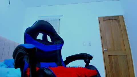 Snapshot of diego__cruz chatting on 09/12/25, 11:54 Diego online show from 09/12/25, 11:54