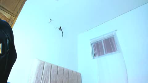 Snapshot of diego__cruz chatting on 10/12/25, 12:59 Diego online show from 10/12/25, 12:59