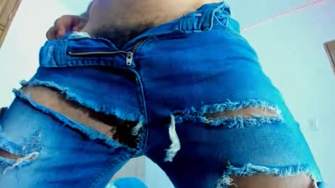 Snapshot of diego__cruz chatting on 11/26/25, 11:00 Diego online show from 11/26/25, 11:00