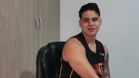 DIEGO CAZAS online show from 06/15/26, 01:41