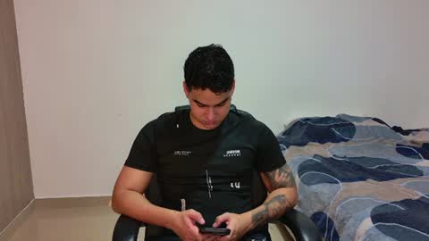 DIEGO CAZAS online show from 06/17/26, 02:25