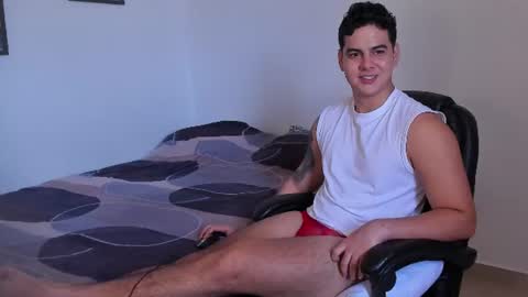 DIEGO CAZAS online show from 06/25/26, 05:17