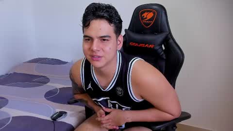 DIEGO CAZAS online show from 06/28/26, 04:02