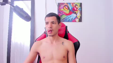 Diego lat online show from 06/24/26, 07:13