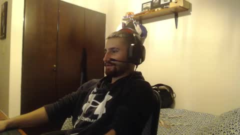 Snapshot of diegocastrotiktok chatting on 12/08/24, 11:19 Diego online show from 12/08/24, 11:19