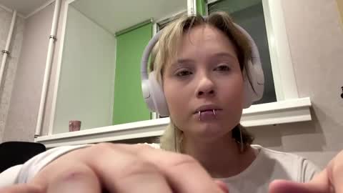 Lilit online show from 06/10/26, 08:08
