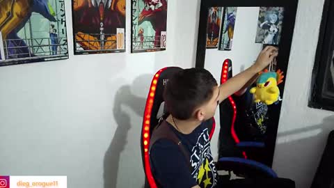 Snapshot of diegorogue_ chatting on 03/09/25, 03:32 Diego rogue online show from 03/09/25, 03:32