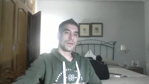 Snapshot of dieguito124 chatting on 03/09/25, 07:15 dieguito124 online show from 03/09/25, 07:15