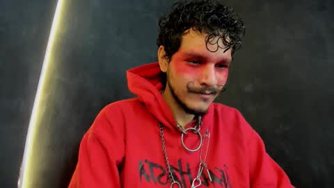 Snapshot of diemond_latinx98 chatting on 12/01/25, 03:39 diemond_latinx98 online show from 12/01/25, 03:39