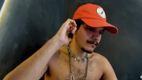 diemond_latinx98 online show from 12/20/25, 07:10