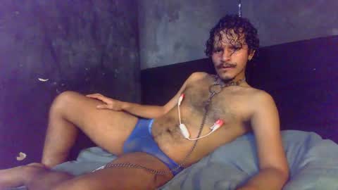 diemond_latinx98 online show from 05/31/26, 02:24