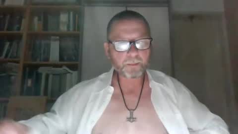 Snapshot of dierenfeld chatting on 07/25/26, 12:53 dierenfeld online show from 07/25/26, 12:53