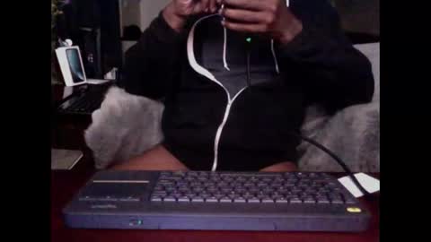 Snapshot of digitalpimpn chatting on 11/26/25, 11:22 The Digital Pimp.... online show from 11/26/25, 11:22