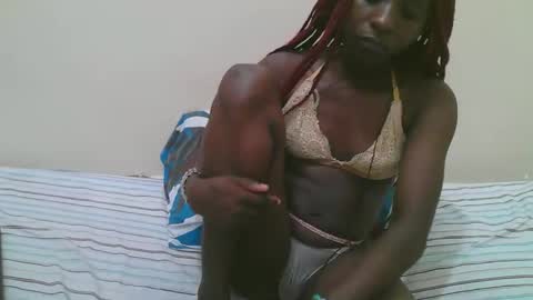 Dijah online show from 11/17/25, 06:24