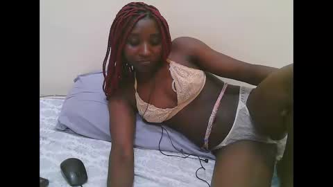 Dijah online show from 11/22/25, 02:27