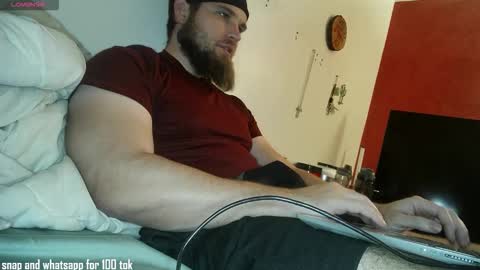 Snapshot of dikdowndaddy chatting on 02/15/26, 08:13 Daddy online show from 02/15/26, 08:13