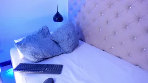 Snapshot of dikey_18 chatting on 12/12/24, 09:26 dikey_18 online show from 12/12/24, 09:26