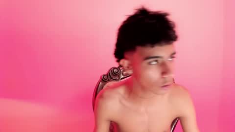 Snapshot of dikey_18 chatting on 02/08/25, 11:02 dikey_18 online show from 02/08/25, 11:02