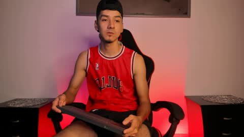 Snapshot of dilan_ar5 chatting on 05/14/26, 02:13 DILAN online show from 05/14/26, 02:13