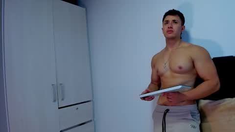 Snapshot of dilan_coy chatting on 01/09/25, 06:57 Dilan Coy online show from 01/09/25, 06:57