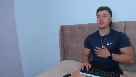 Snapshot of dilan_coy chatting on 09/28/25, 03:01 Dilan Coy online show from 09/28/25, 03:01