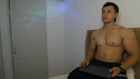Dilan Coy online show from 03/31/26, 10:10