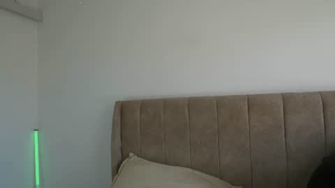 Dilan Coy online show from 06/10/26, 09:03