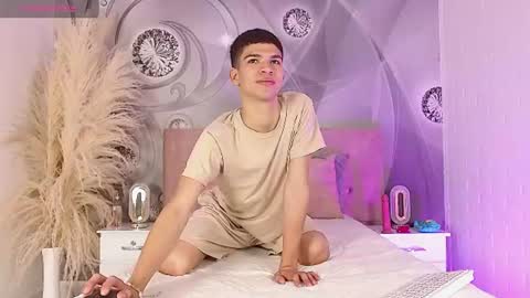 Snapshot of dilan_femboy_ chatting on 08/04/26, 02:30 dilan_femboy_ online show from 08/04/26, 02:30