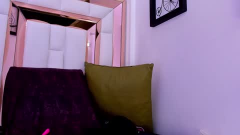 dilan_scootk_ online show from 12/26/24, 04:36