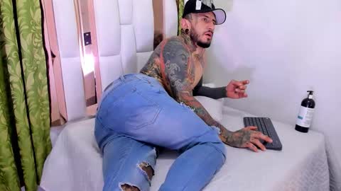 Snapshot of dilan_scootk_ chatting on 10/30/25, 06:41 dilan_scootk_ online show from 10/30/25, 06:41