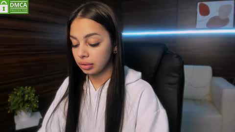 Dilyanude in pvt online show from 12/30/24, 03:13