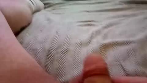 Snapshot of dilevics1985 chatting on 10/04/25, 09:29 dilevics1985 online show from 10/04/25, 09:29