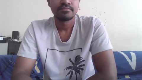 dilip_09 online show from 01/15/25, 02:27