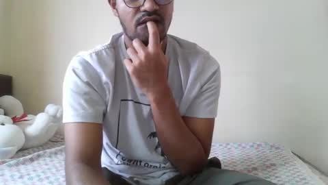 dilip_09 online show from 01/26/25, 09:29