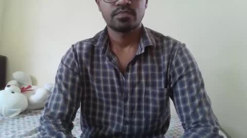 dilip_09 online show from 02/02/25, 09:40