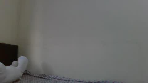 dilip_09 online show from 02/02/25, 11:42