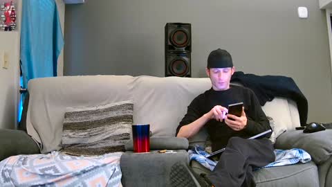 Snapshot of dilldough405 chatting on 01/02/25, 02:35 Dilldough405 online show from 01/02/25, 02:35