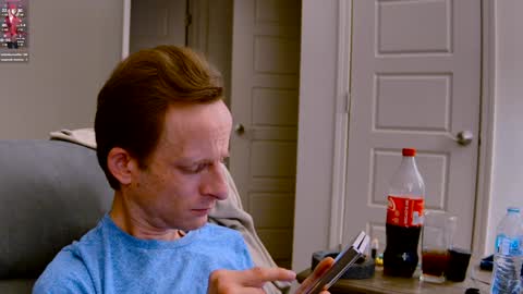 Snapshot of dilldough405 chatting on 01/09/25, 09:37 Dilldough405 online show from 01/09/25, 09:37