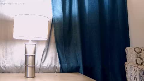 Snapshot of dilldough405 chatting on 10/28/25, 02:31 Dilldough405 online show from 10/28/25, 02:31